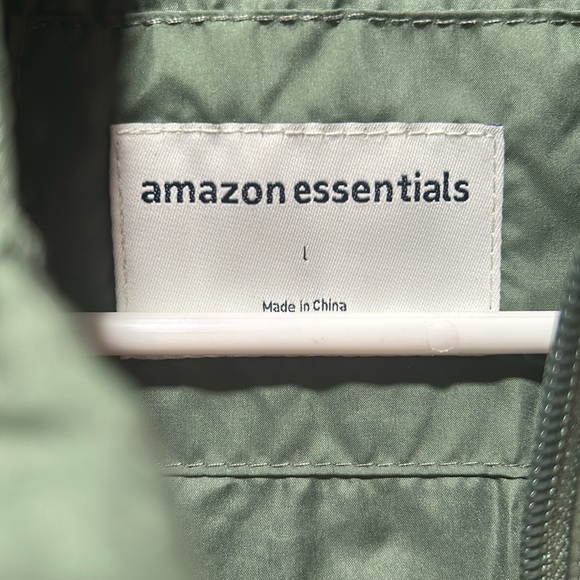 NWT Winter Coat - Picture 2 of 4